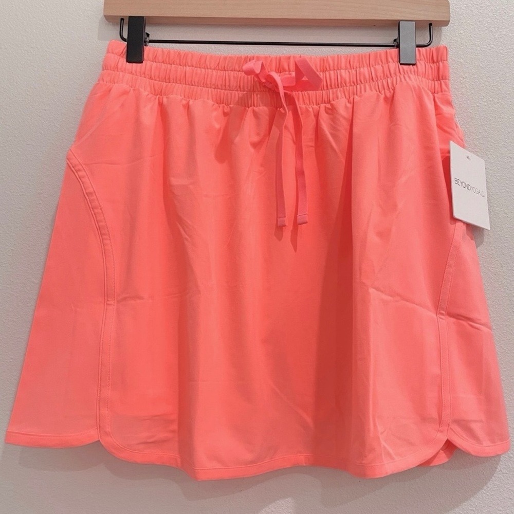 NEW Beyond Yoga Skort Women Size M NN5133 Activewear Athletic Skirt Drawstring